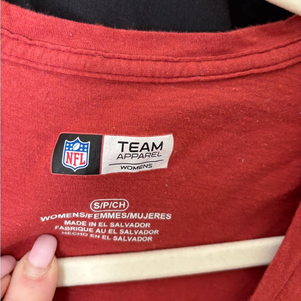 NFL Women's Red Team Apparel Shirt Women’s Small Arizona Cardinals V Neck - Picture 3 of 16
